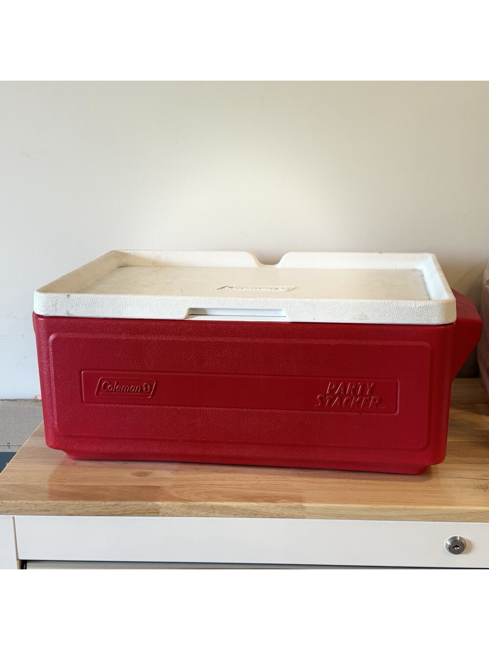 Coleman 6225 Red Party Stacker 24 Can Cooler Stackable 13"x9" USA MADE
